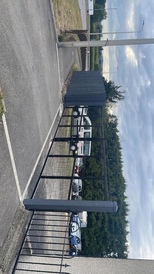 4 Bed Bungalow Near Airport 에든버러 외부 사진