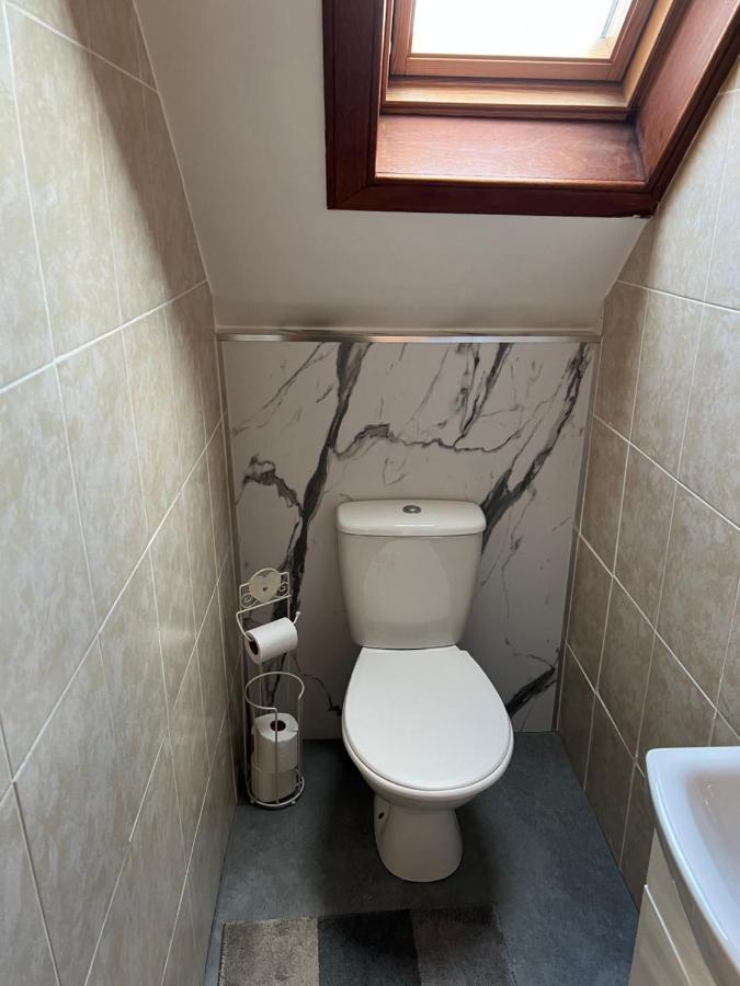 4 Bed Bungalow Near Airport 에든버러 외부 사진