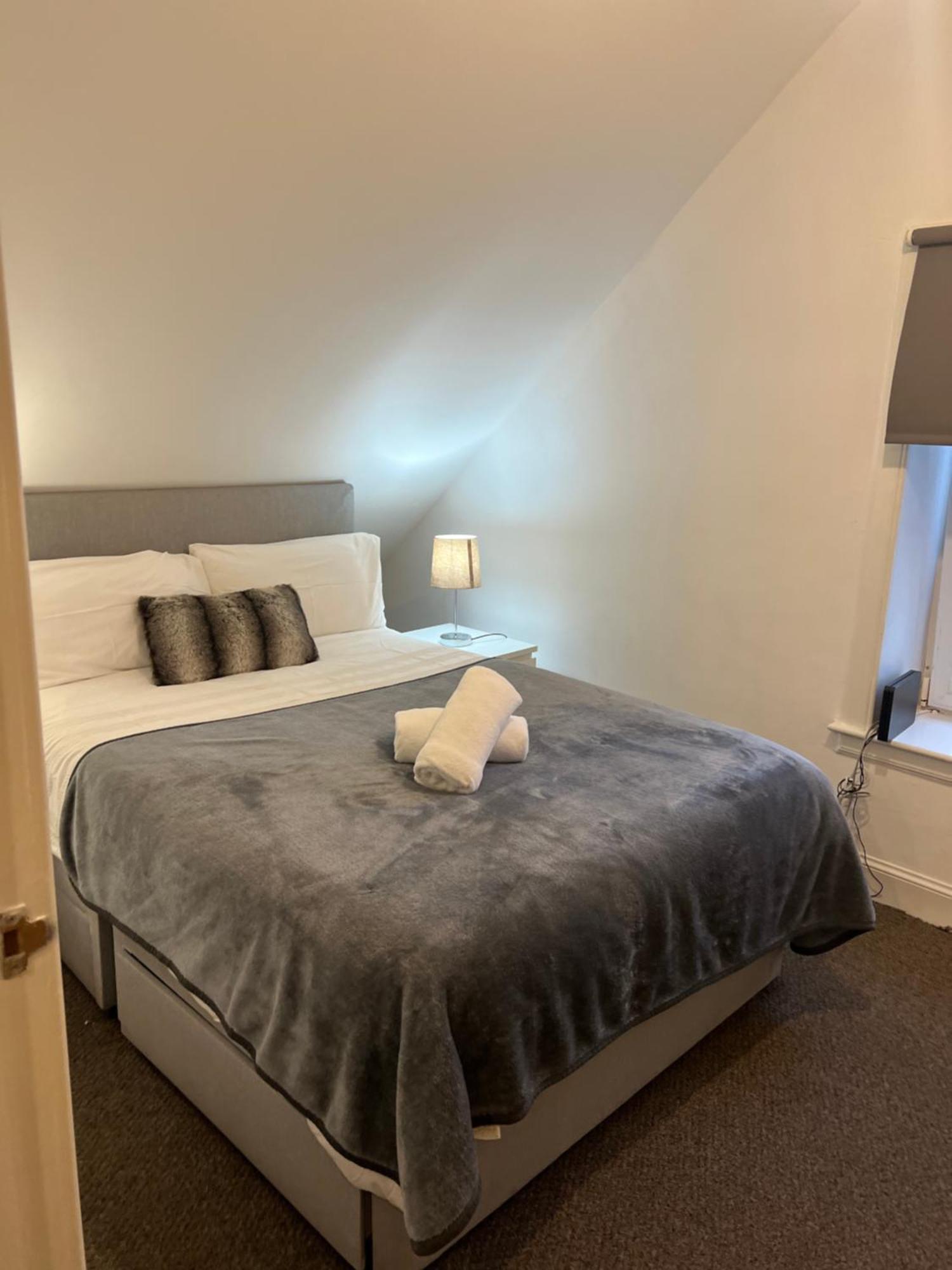 4 Bed Bungalow Near Airport 에든버러 외부 사진