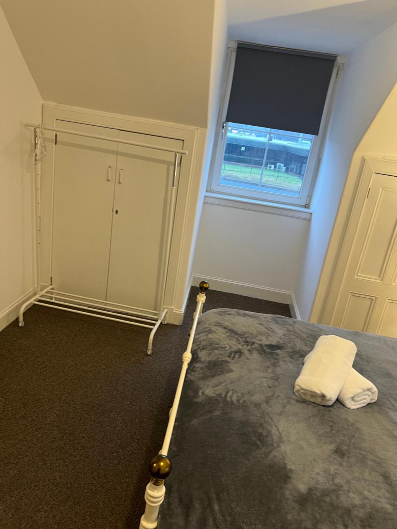4 Bed Bungalow Near Airport 에든버러 외부 사진